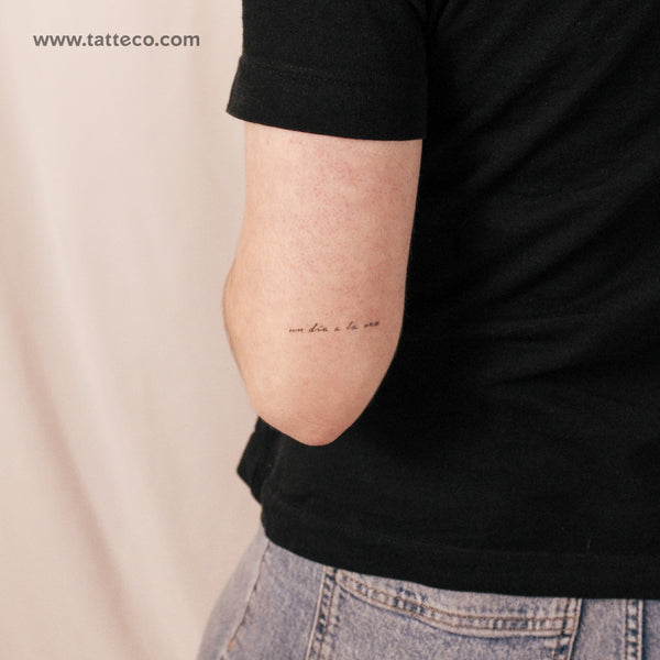 Tatuaje semipermanente Un Día A La Vez - Juego de 2