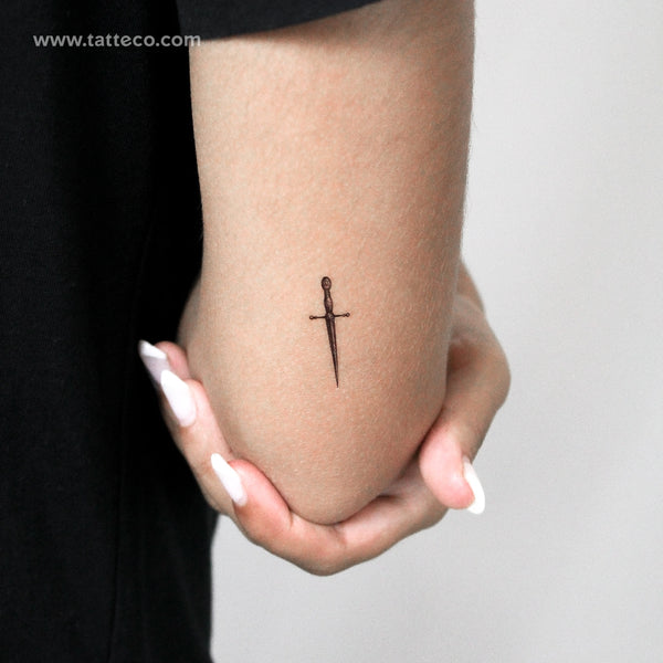 Dagger Temporary Tattoo - Set of 3