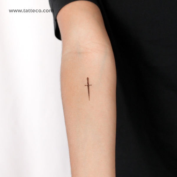 Dagger Temporary Tattoo - Set of 3
