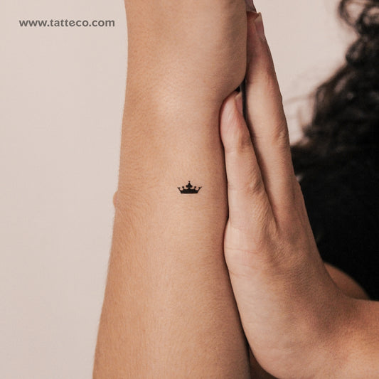 Tiny Crown Semi-Permanent Tattoo - Set of 2