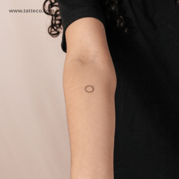 Shining Sun Semi-Permanent Tattoo - Set of 2