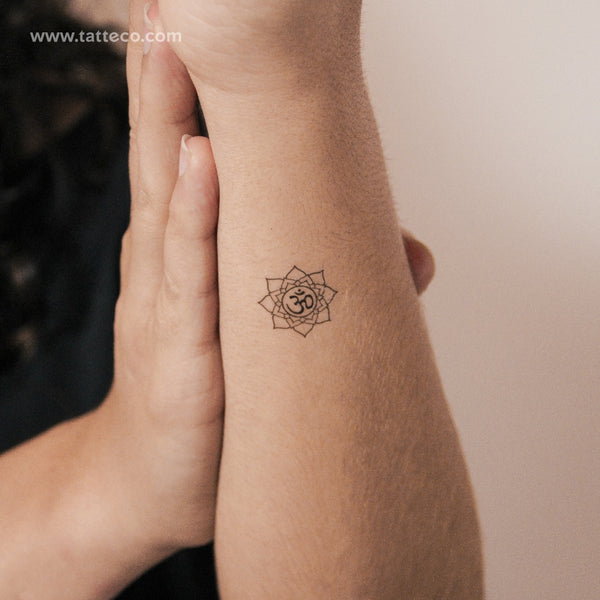 Mandala Om Semi-Permanent Tattoo - Set of 2