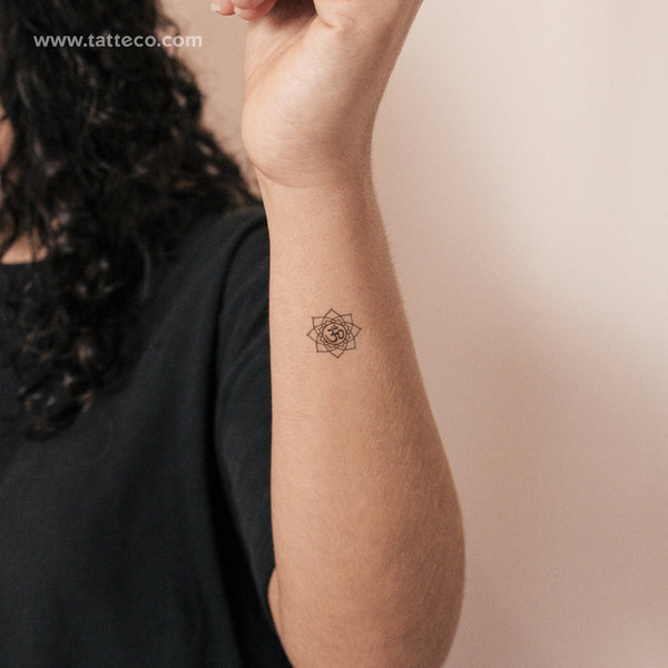 Mandala Om Semi-Permanent Tattoo - Set of 2
