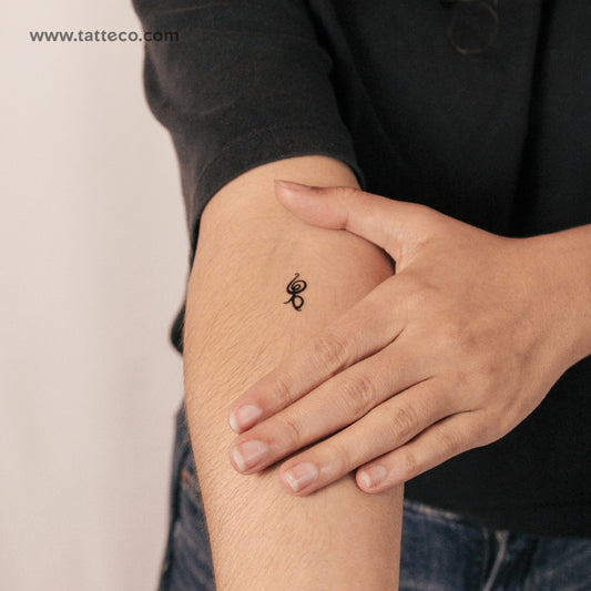 Hakuna Matata Symbol Semi-Permanent Tattoo - Set of 2