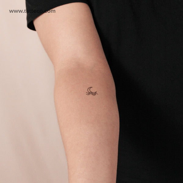 Sea Moon Semi-Permanent Tattoo - Set of 2