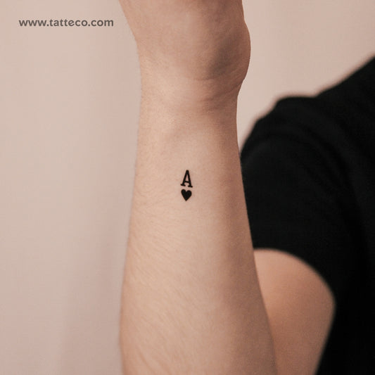 Tatuaje semipermanente pequeño de as de corazones (juego de 2)