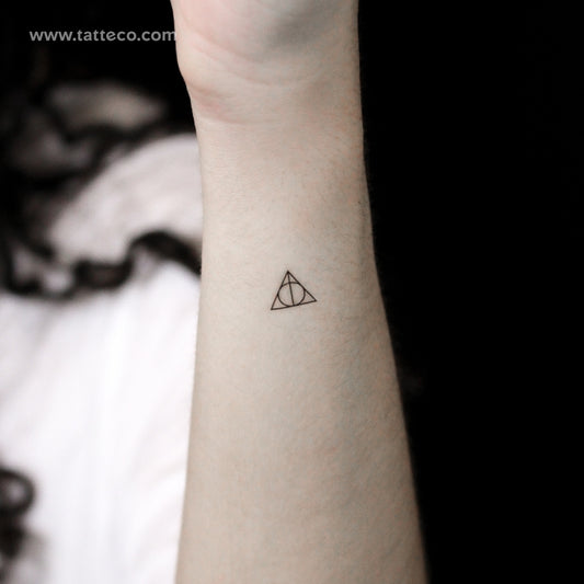 Tatuaje semipermanente pequeño de las Reliquias de la Muerte (juego de 2)