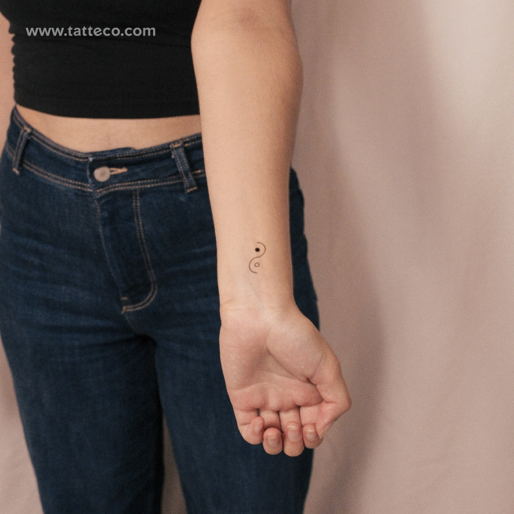 Minimalist Yin Yang Semi-Permanent Tattoo - Set of 2