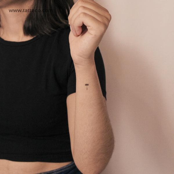 Tiny Dandelion Seed Semi-Permanent Tattoo - Set of 2