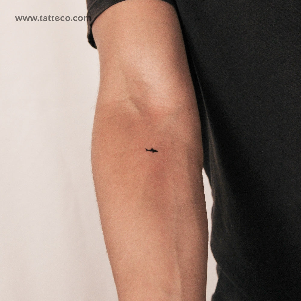 Tiny Shark Semi-Permanent Tattoo - Set of 2