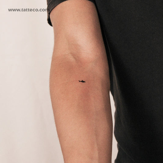Tiny Shark Semi-Permanent Tattoo - Set of 2