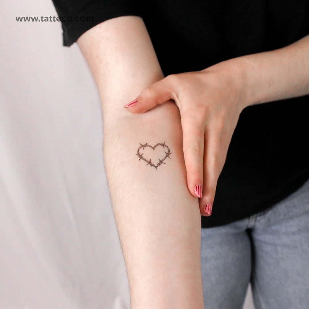 Fine Line Barbed Wire Heart Temporary Tattoo - Set of 3