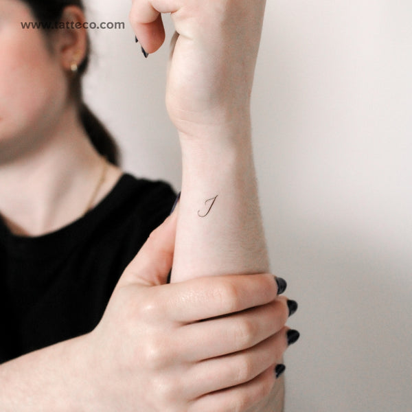 Letter I Script Temporary Tattoo - Set of 3