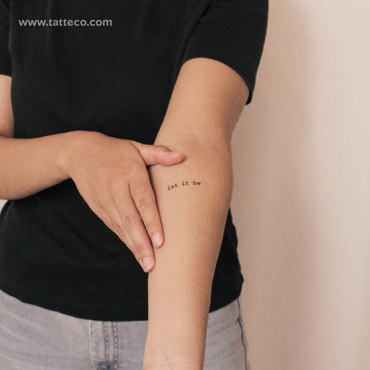 Tatuaje semipermanente "Máquina de escribir Let It Be" (juego de 2)