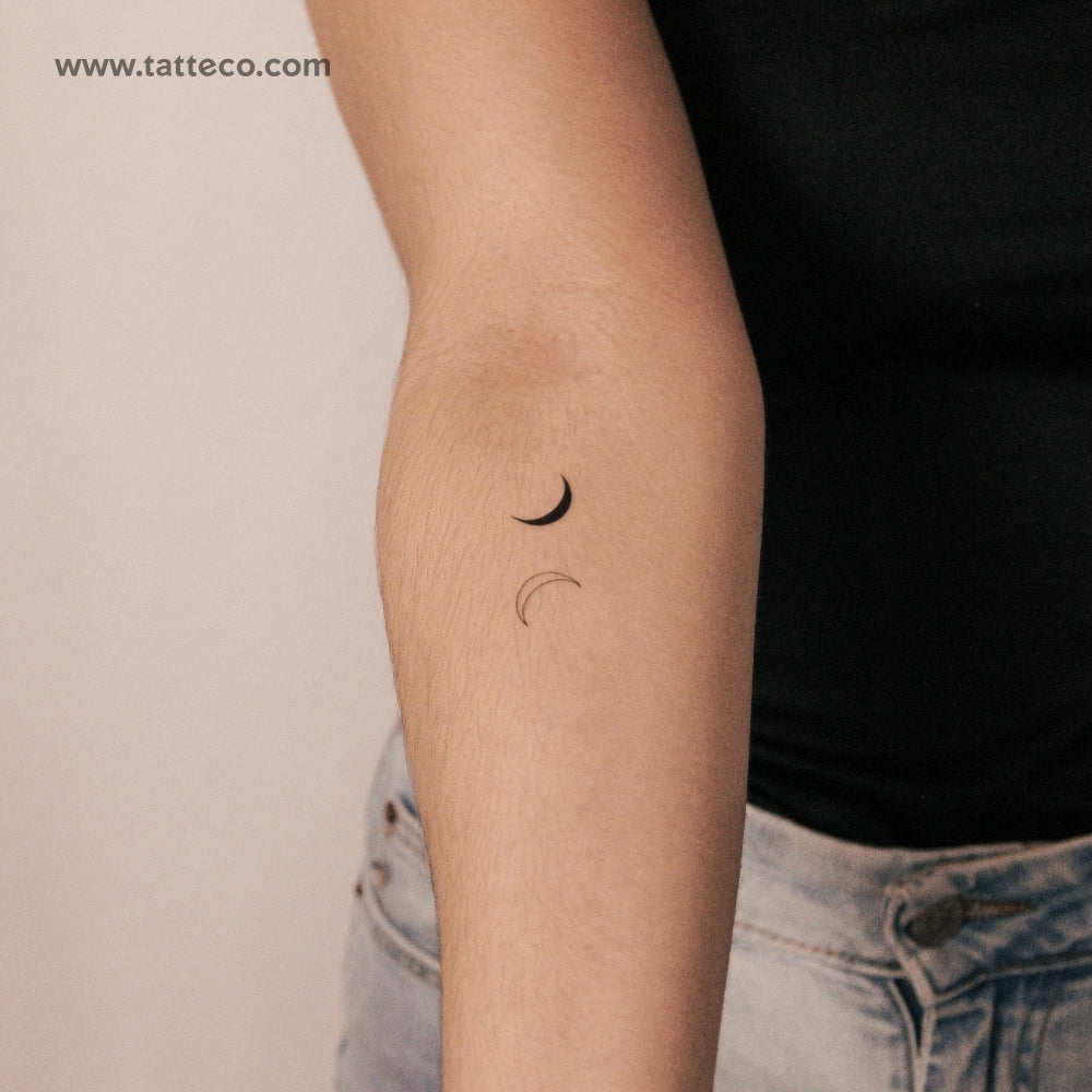 Tatuaje semipermanente de pareja en media luna (juego de 2)