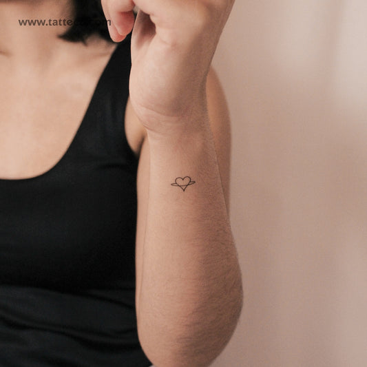 Heart Saturn Semi-Permanent Tattoo - Set of 2