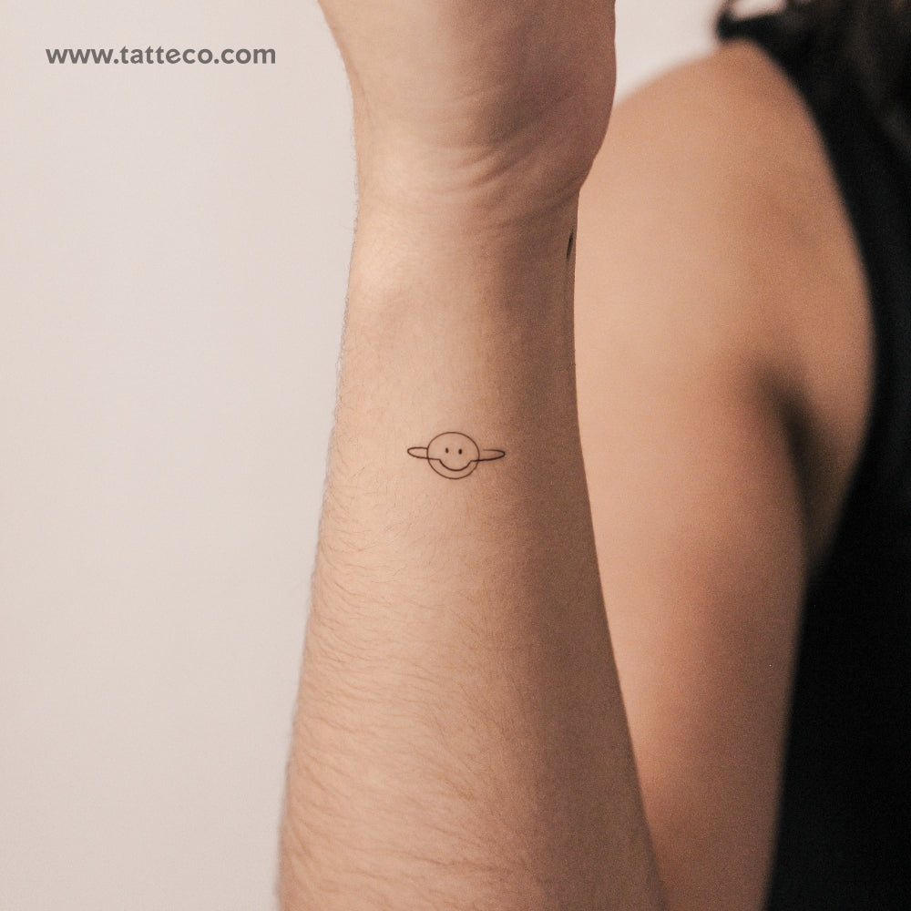 Saturn Smiley Semi-Permanent Tattoo - Set of 2
