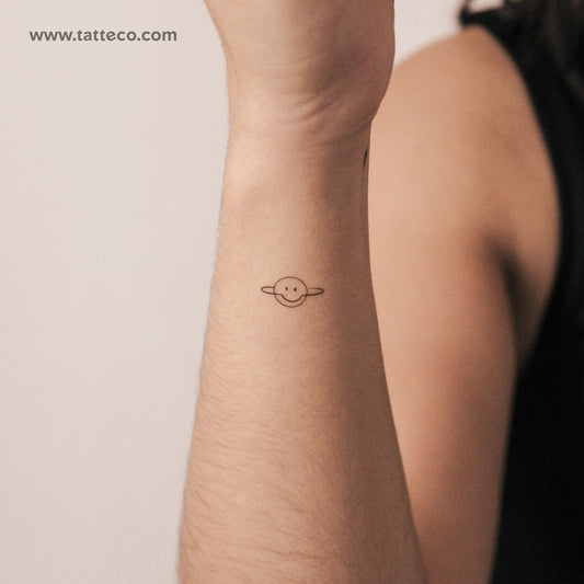 Saturn Smiley Semi-Permanent Tattoo - Set of 2
