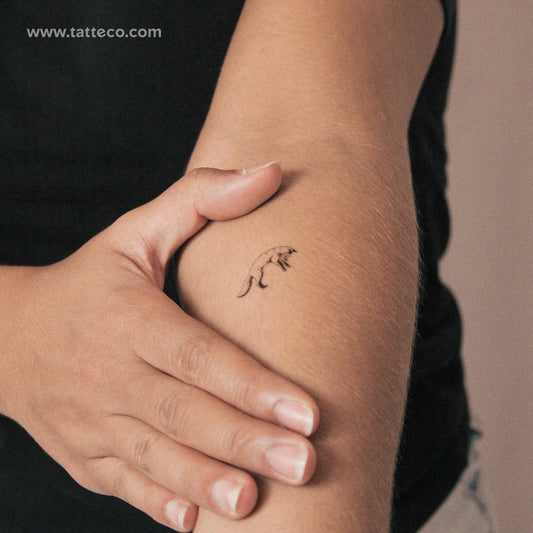 Diving Fox Semi-Permanent Tattoo - Set of 2