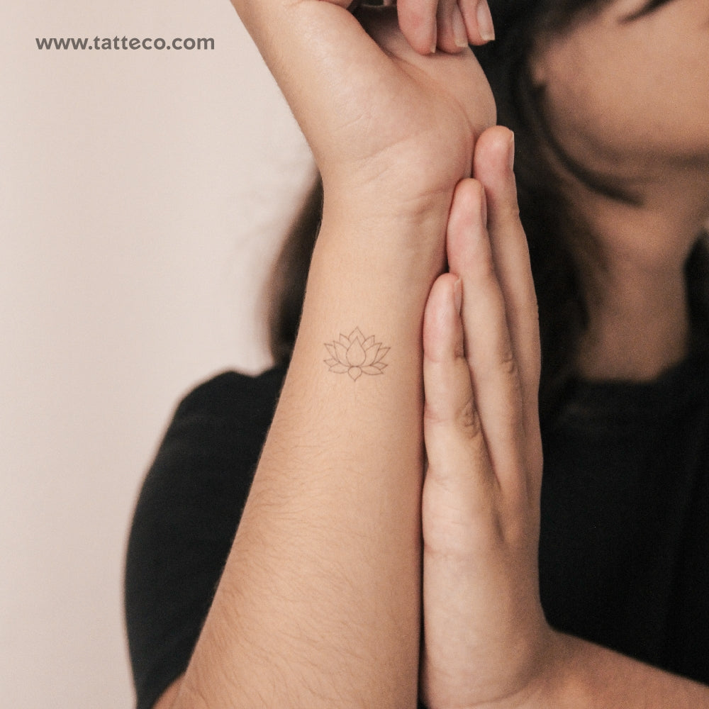 Sacred Lotus Semi-Permanent Tattoo - Set of 2