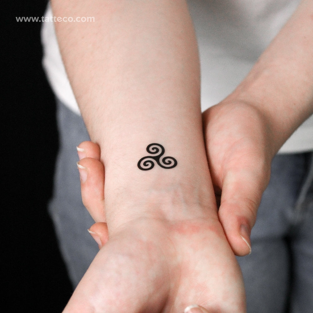 Triskele Semi-Permanent Tattoo - Set of 2
