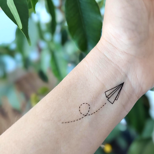 Tatuaje temporal de avión de papel volador (juego de 3)