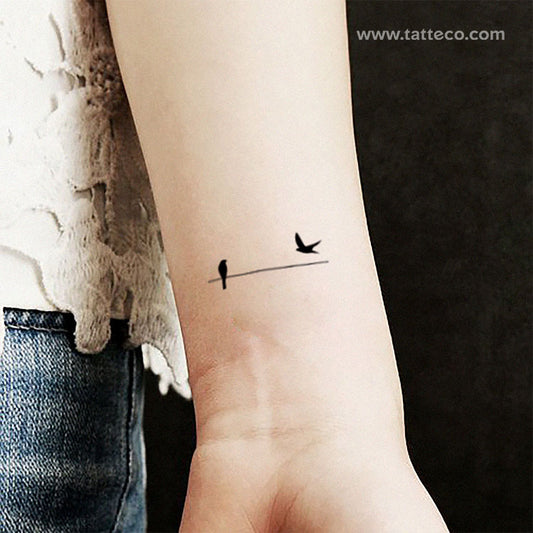 Tatuaje temporal minimalista de pájaros en un alambre (juego de 3)