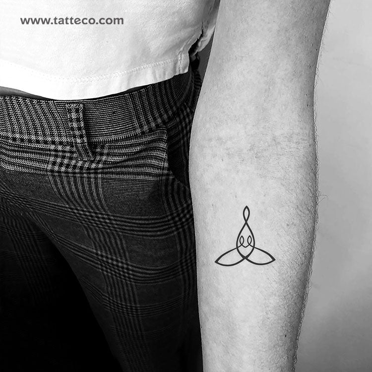 Tatuaje temporal con símbolo de madre y dos hijos (juego de 3)