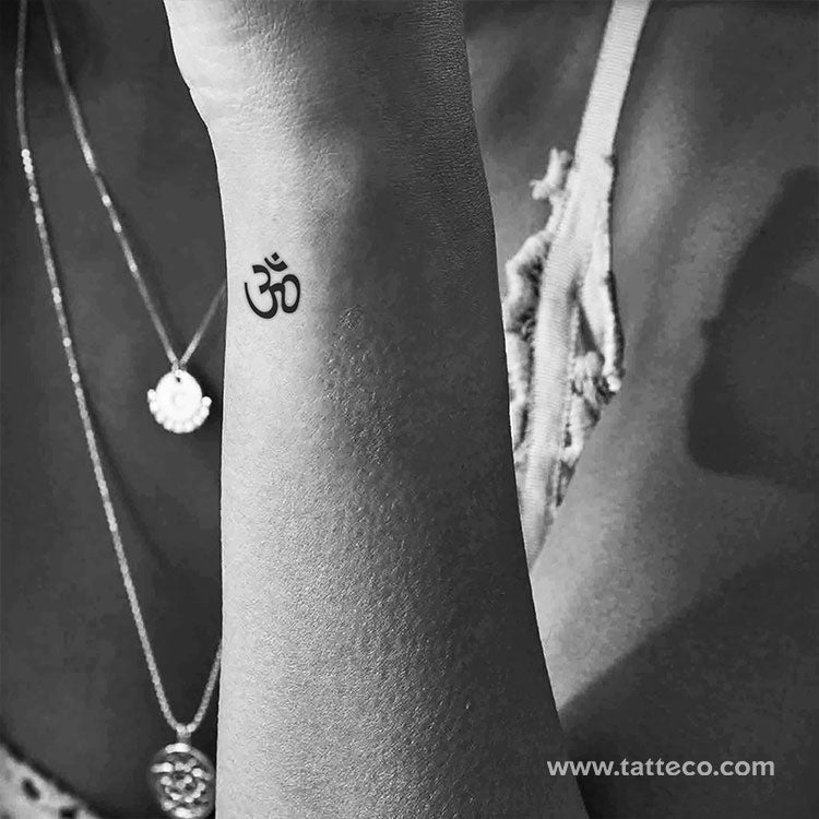 Tatuaje temporal Om - Juego de 3