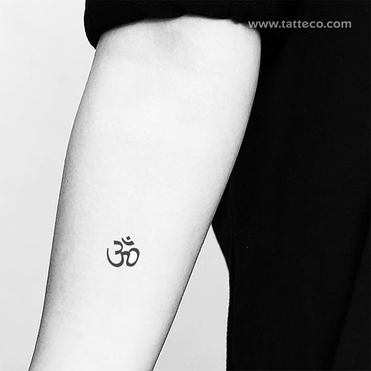 Om Semi-Permanent Tattoo - Set of 2