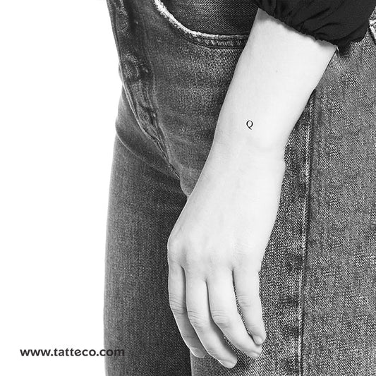 Q Serif Capital Letter Temporary Tattoo - Set of 3