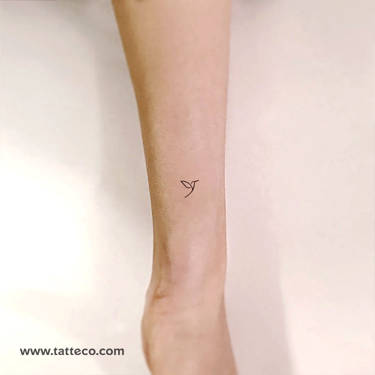 Small Fine Line Hummingbird (Right) Temporary Tattoo - Set of 3